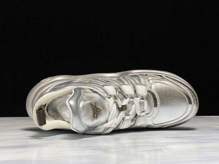 LV ARCHLIGHT SNEAKER