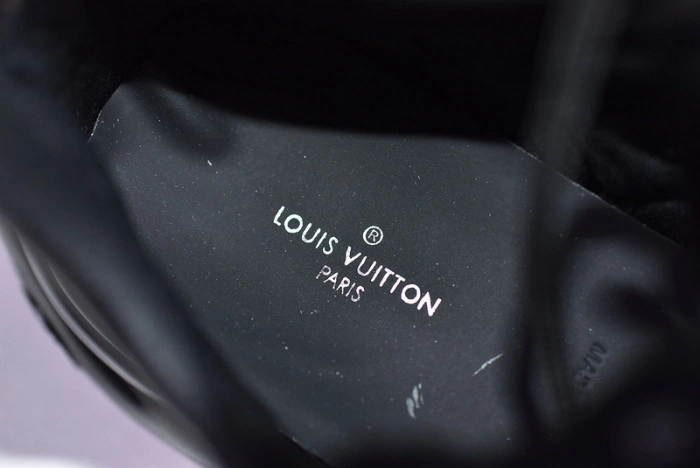 LV ARCHLIGHT SNEAKER