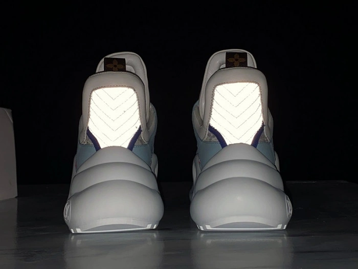 LV ARCHLIGHT SNEAKER