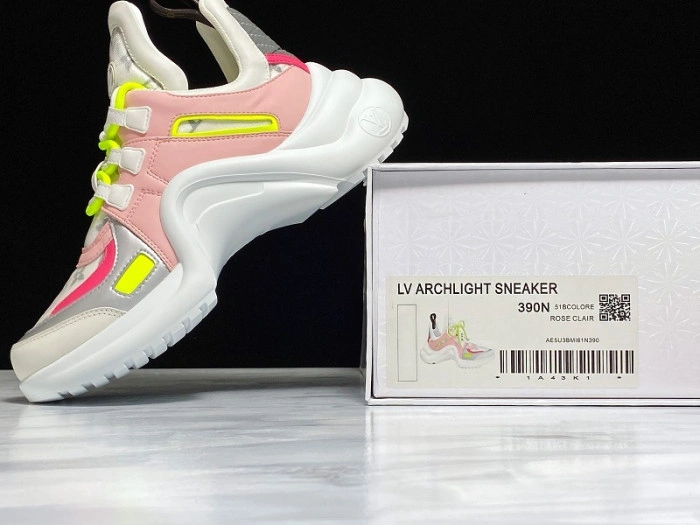 LV ARCHLIGHT SNEAKER