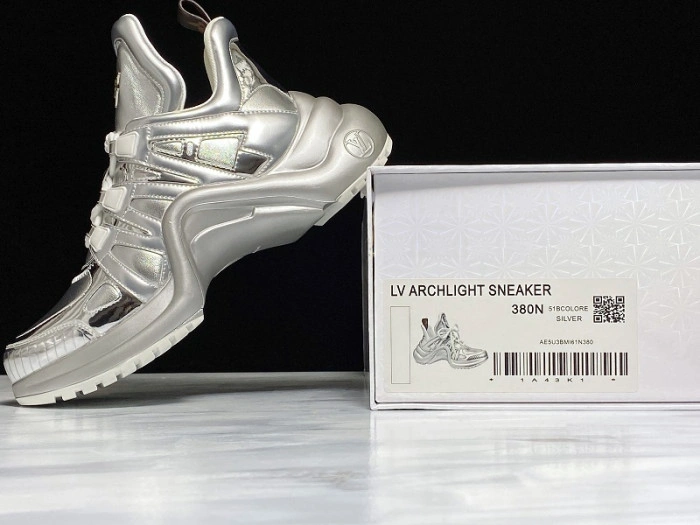LV ARCHLIGHT SNEAKER