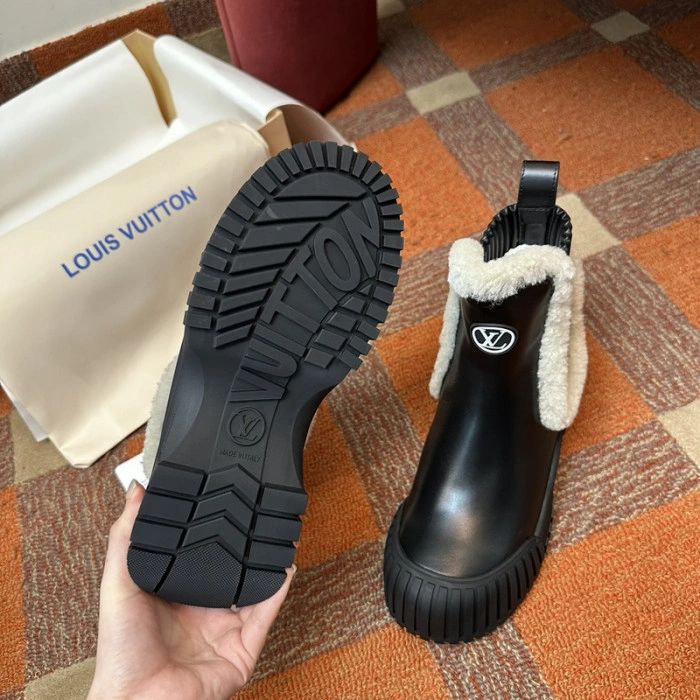 LV BOOTS