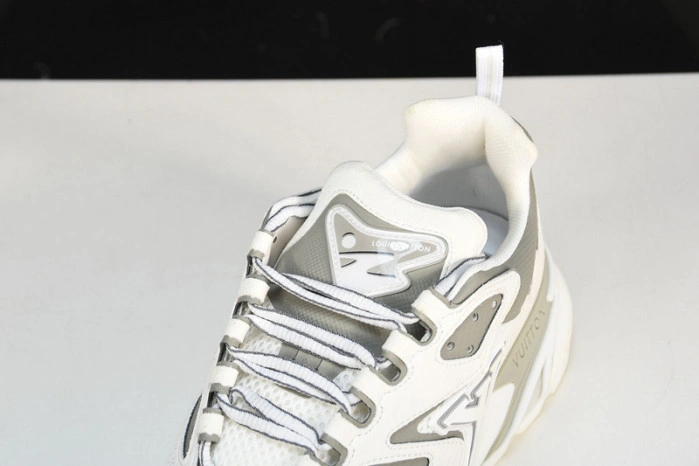 LV Runner Tatic sneaker