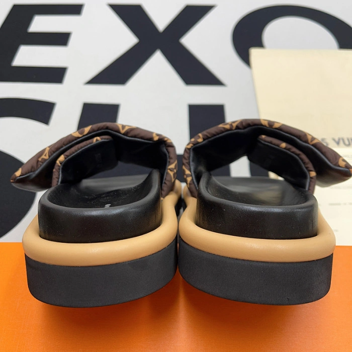 LV SANDALS
