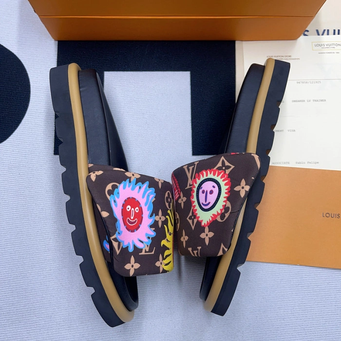 LV SANDALS