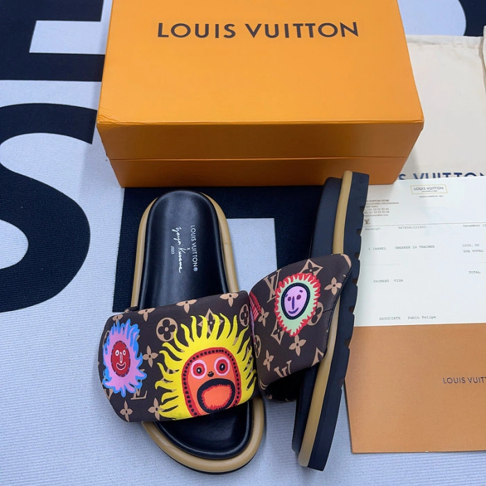 LV SANDALS