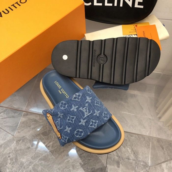 LV SANDALS