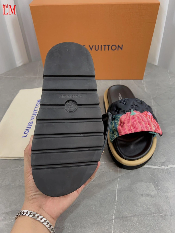 LV SANDALS