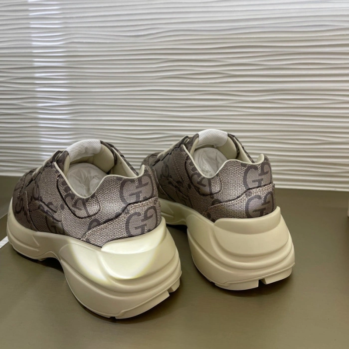 LV SANDALS