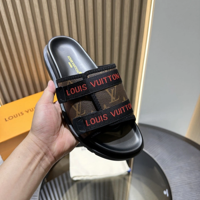 LV SANDALS