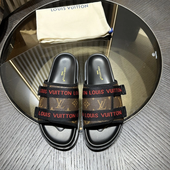 LV SANDALS
