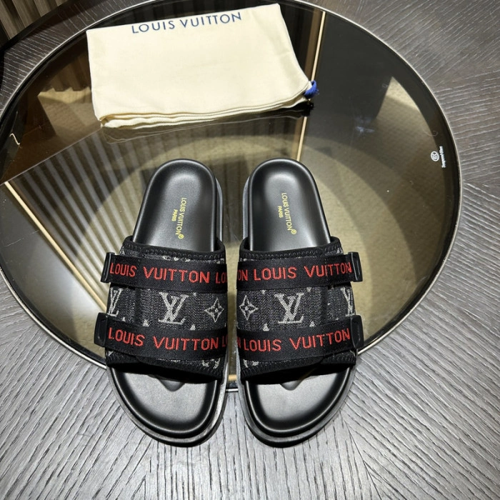 LV SANDALS