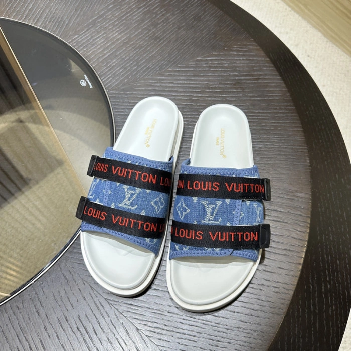 LV SANDALS