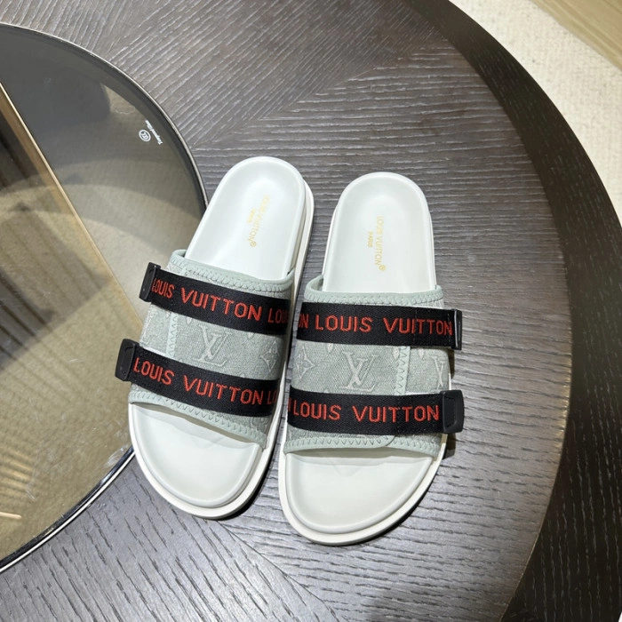 LV SANDALS