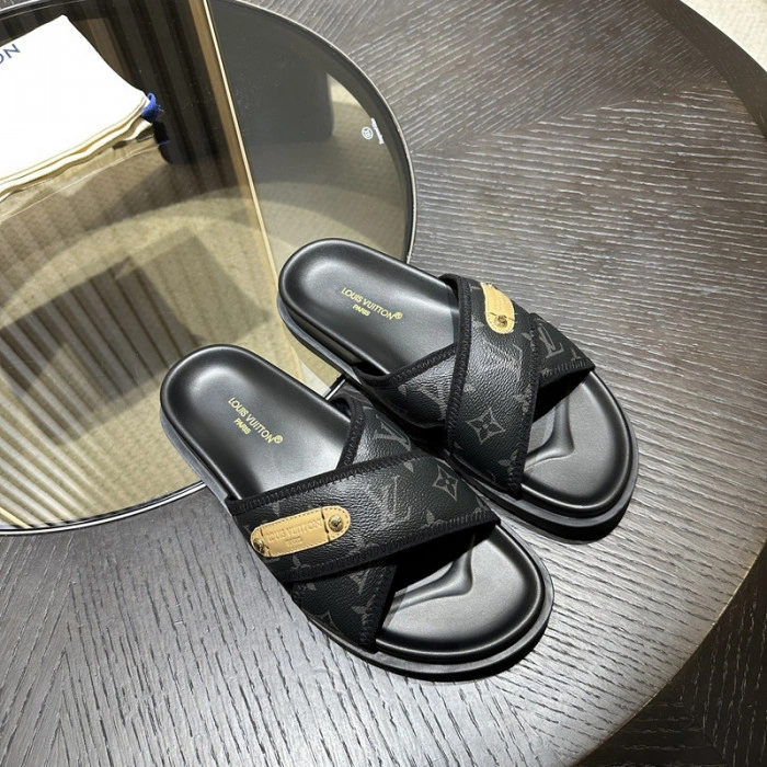 LV SANDALS