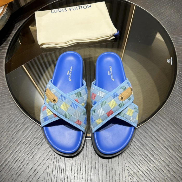 LV SANDALS