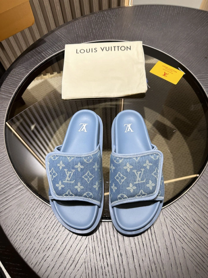 LV SANDALS