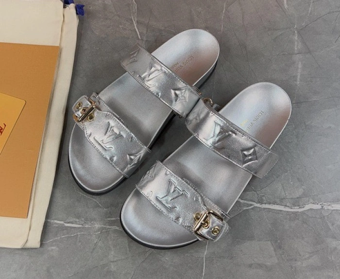 LV SANDALS