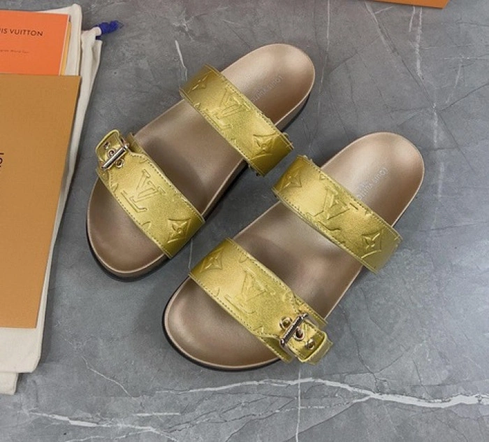 LV SANDALS