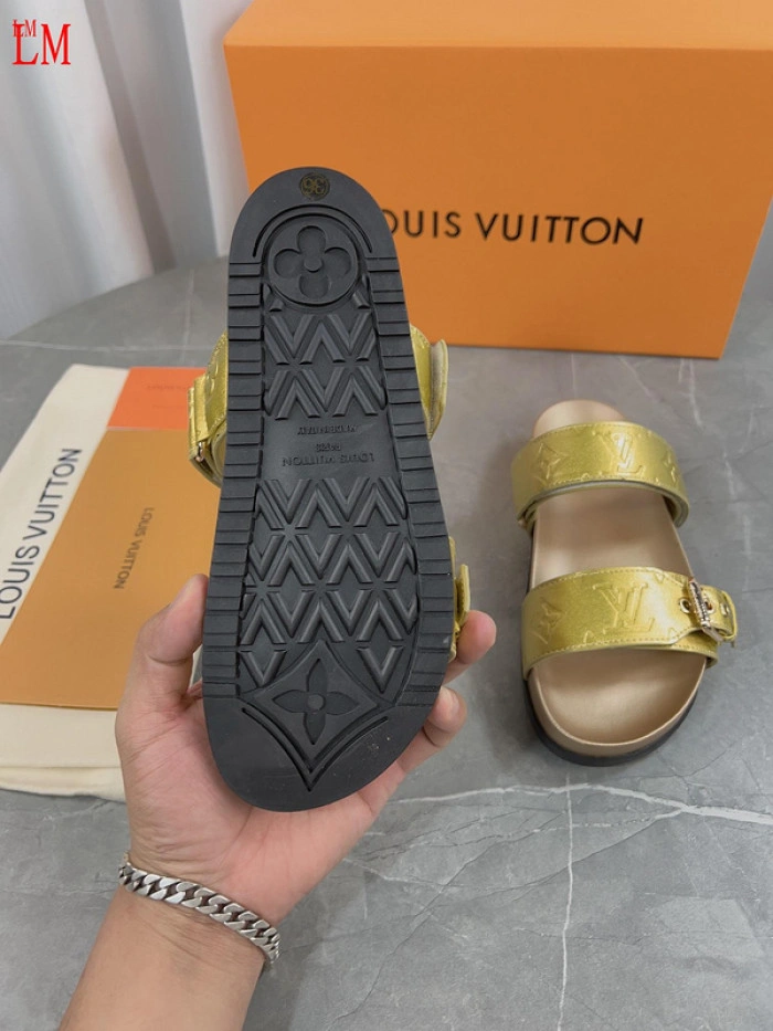 LV SANDALS