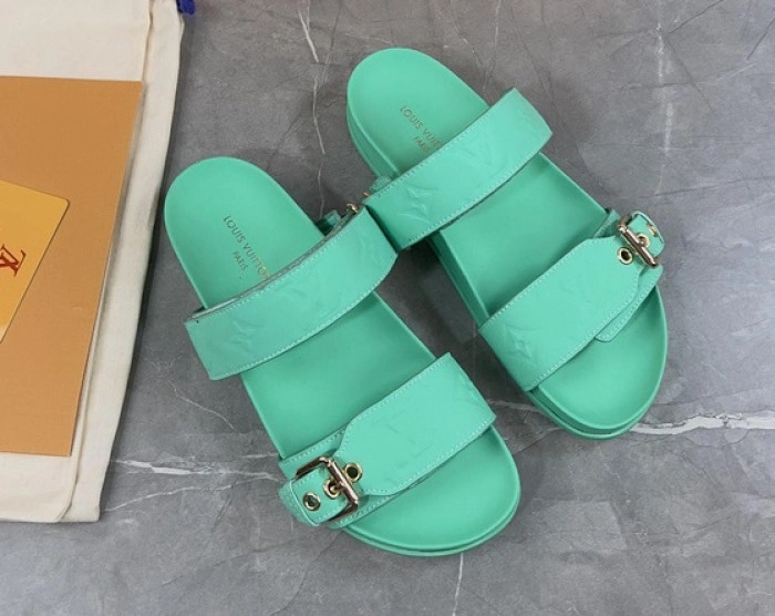 LV SANDALS