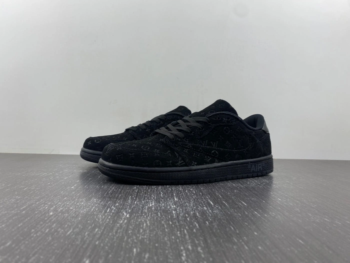 LV SNEAKER LOW