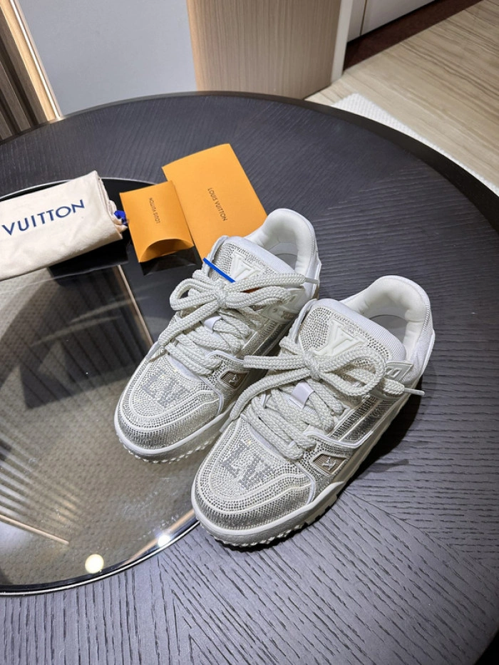 LV TRAINER MAXI