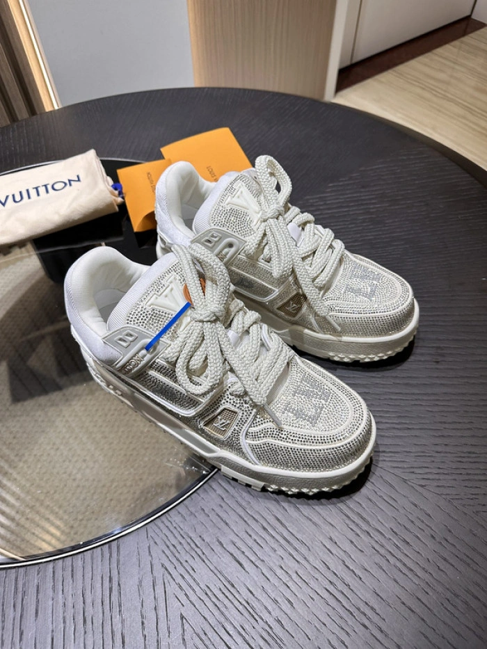 LV TRAINER MAXI