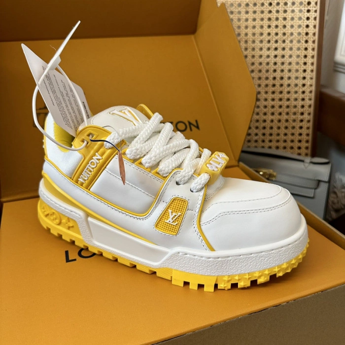 LV TRAINER MAXI
