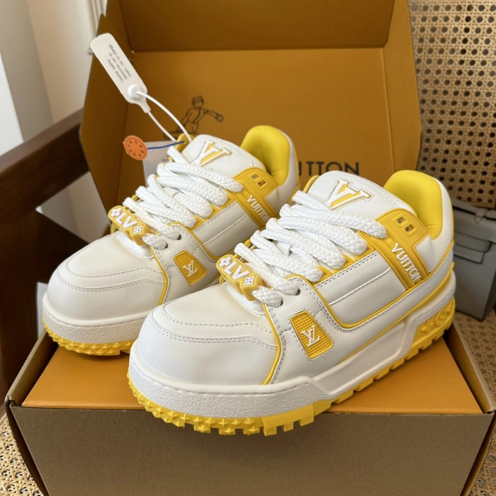 LV TRAINER MAXI