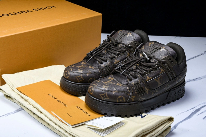 LV TRAINER MAXI