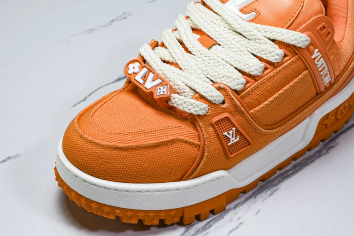 LV TRAINER MAXI