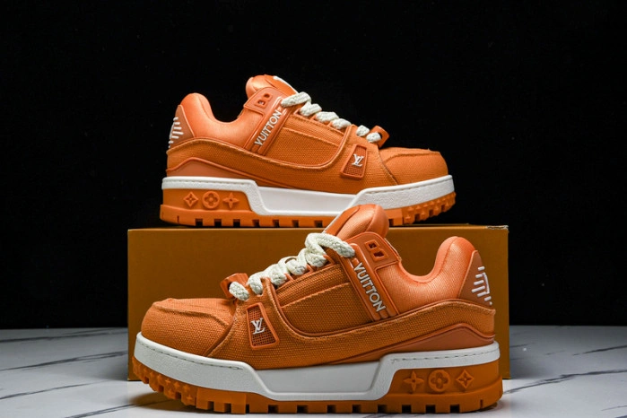 LV TRAINER MAXI