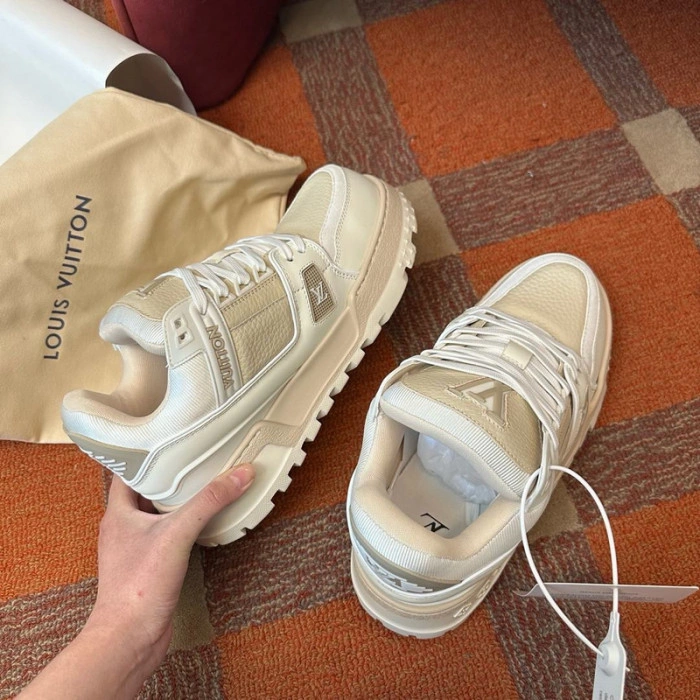 LV Trainer Maxi