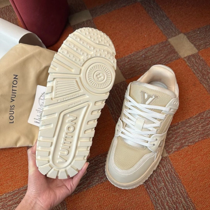 LV Trainer Maxi