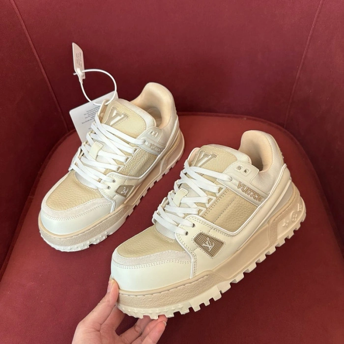 LV Trainer Maxi
