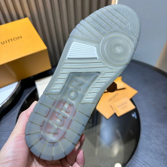 LV Trainer Sneaker (crystal customize)