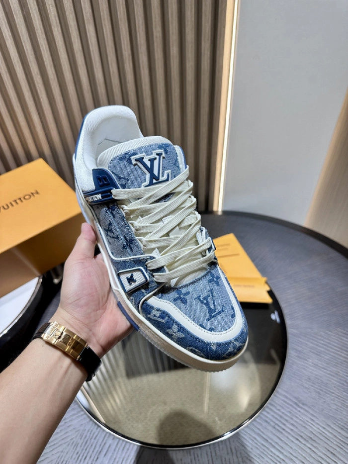 LV Trainer Sneaker