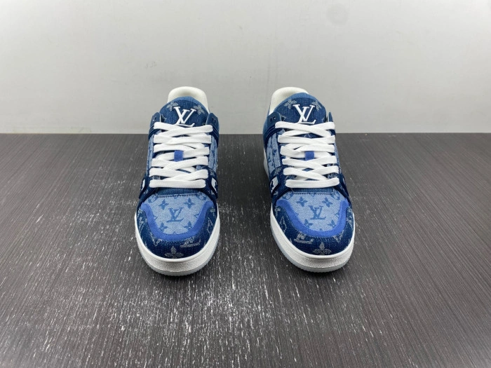 LV Trainer Sneaker