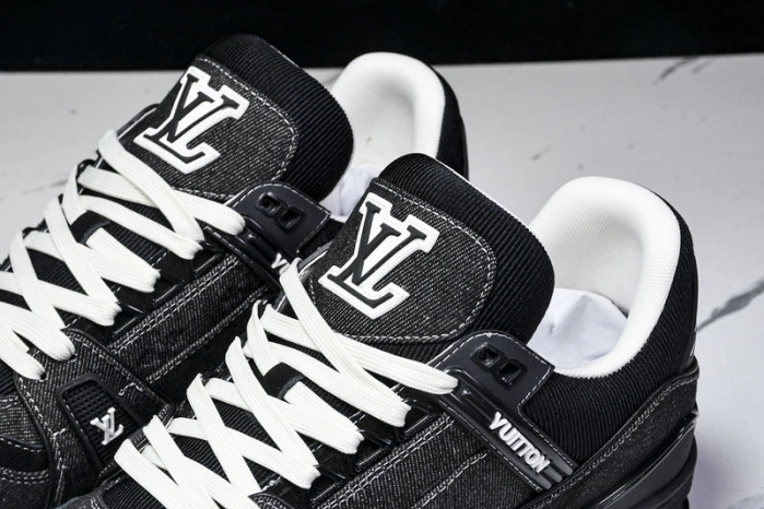 LV Trainer Sneaker