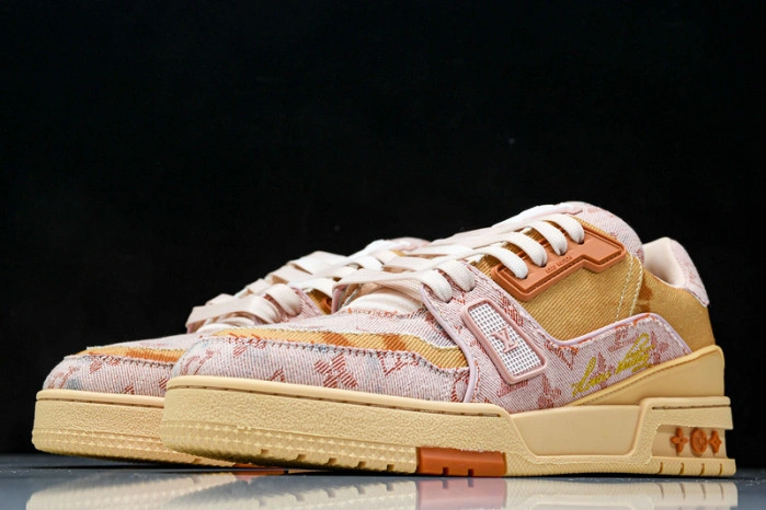 LV Trainer Sneaker
