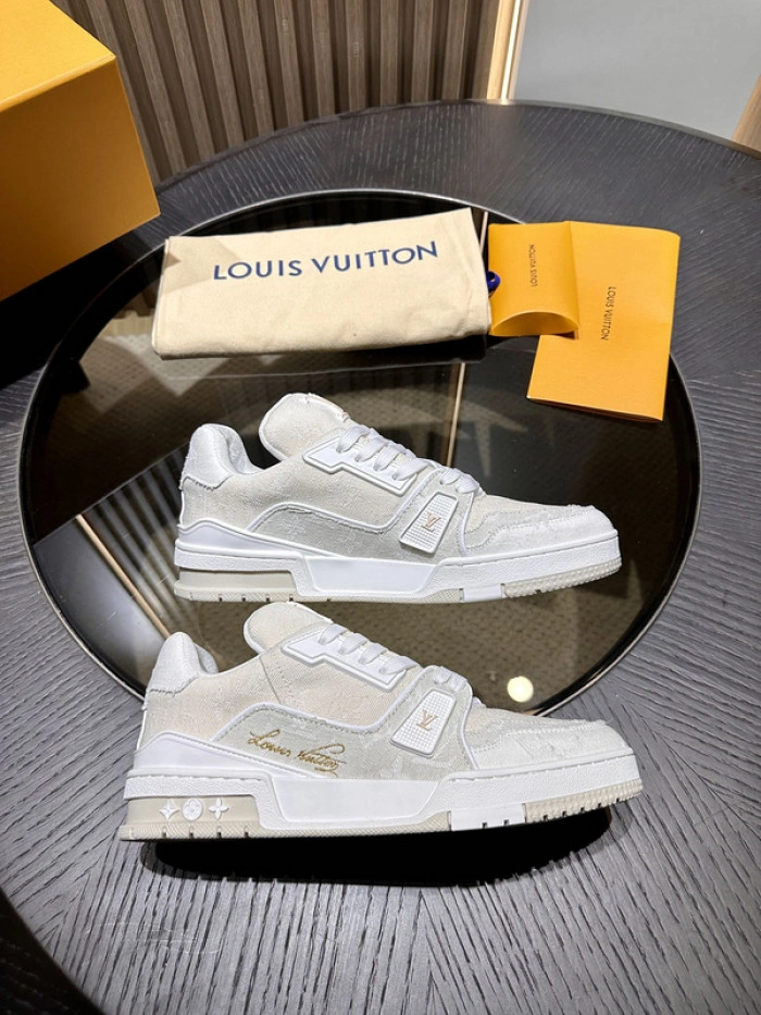 LV Trainer Sneaker