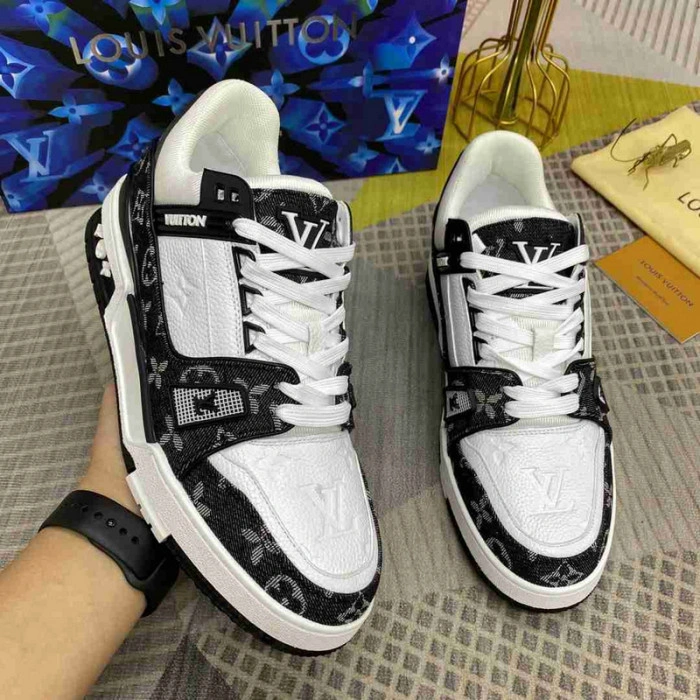 LV Trainer Sneaker