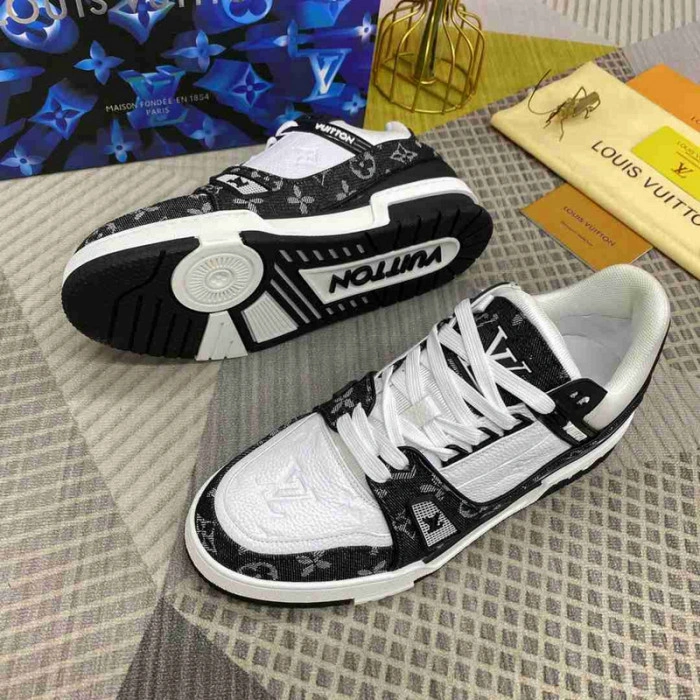 LV Trainer Sneaker