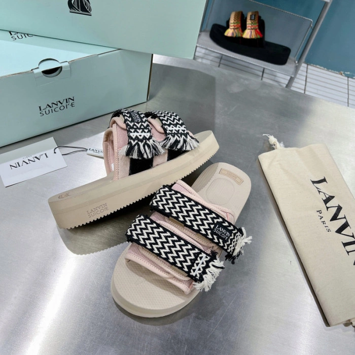 Lanvin Curb Sandals