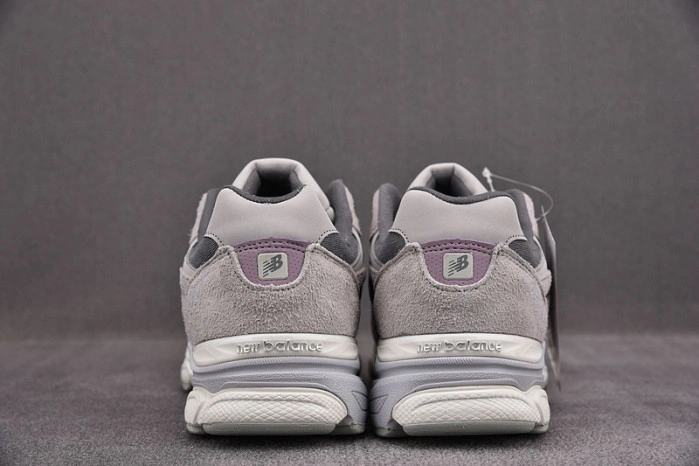 Levi's x New Balance 990 V3 M990LV3