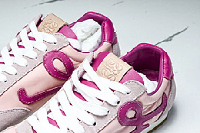 Loe*we Ballet Runner