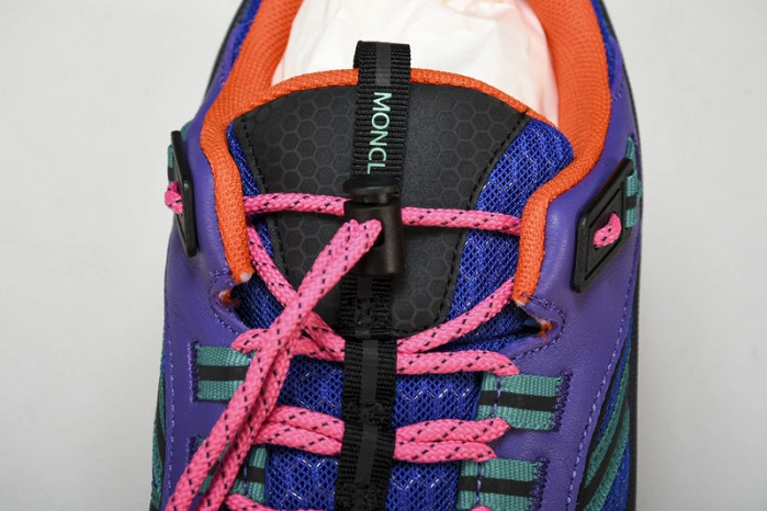 MONCLER TRAILGRIP GORE-TEX