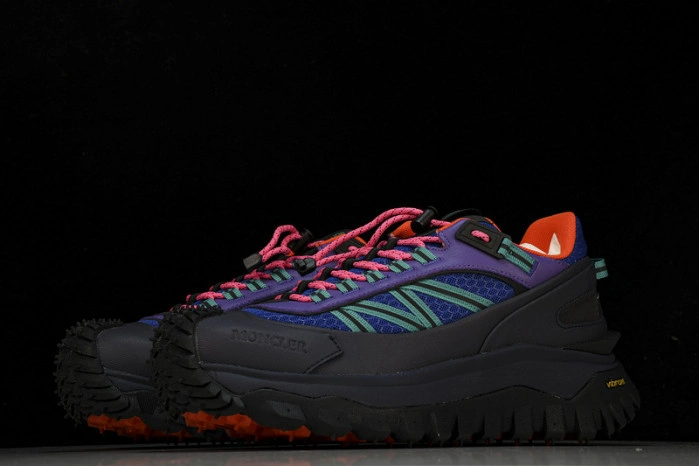 MONCLER TRAILGRIP GORE-TEX