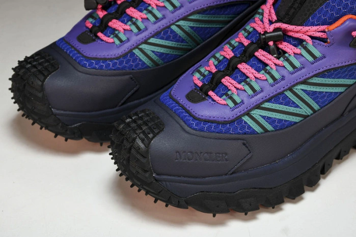 MONCLER TRAILGRIP GORE-TEX